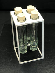 Reagenzien-ständer inkl. Gewürze. Inhalt variiert nach Gewürz, ca. 30 - 50g pro Reagenzglas.
